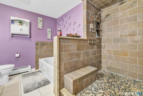 11 Ten Coat Lane Shelton CT 06484
