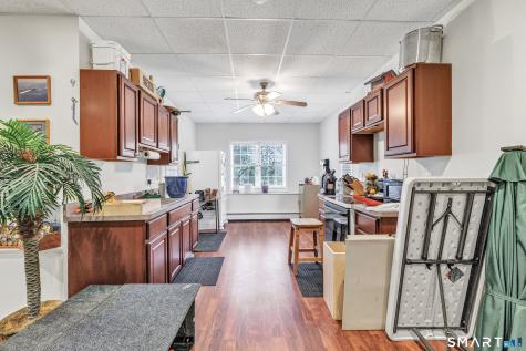 11 Ten Coat Lane Shelton CT 06484