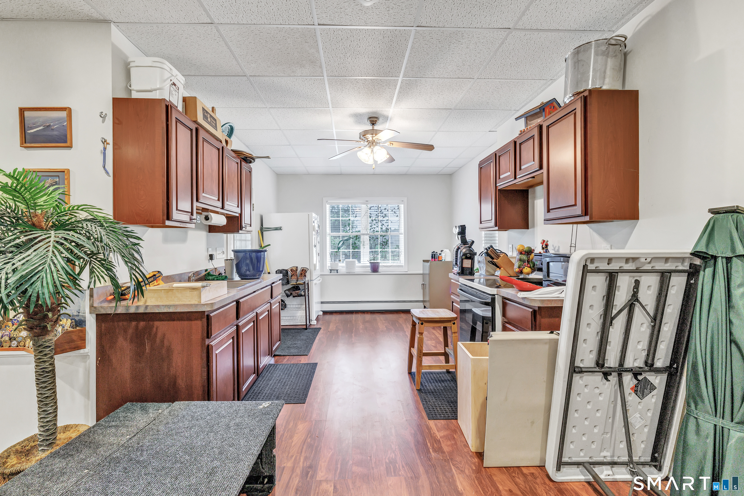 11 Ten Coat Lane Shelton CT 06484