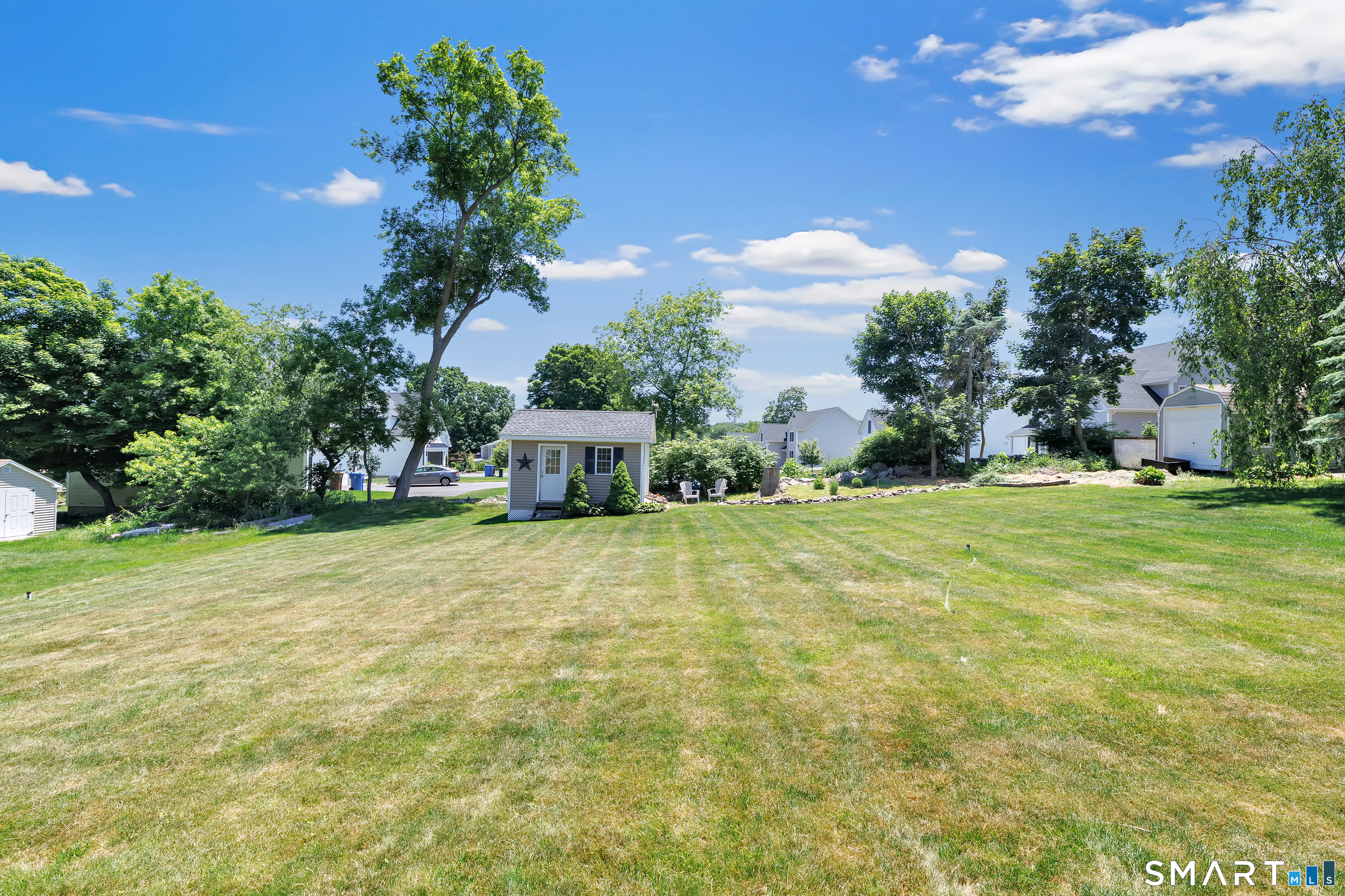 11 Ten Coat Lane Shelton CT 06484
