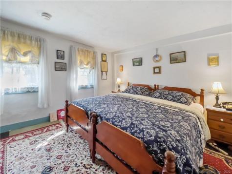 81 Currituck Road Newtown CT 06470