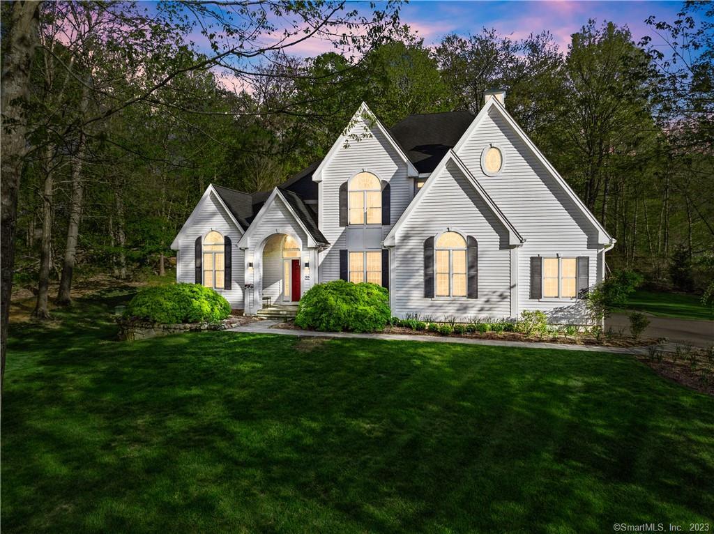 22 Elderslie Lane Woodbridge CT 06525