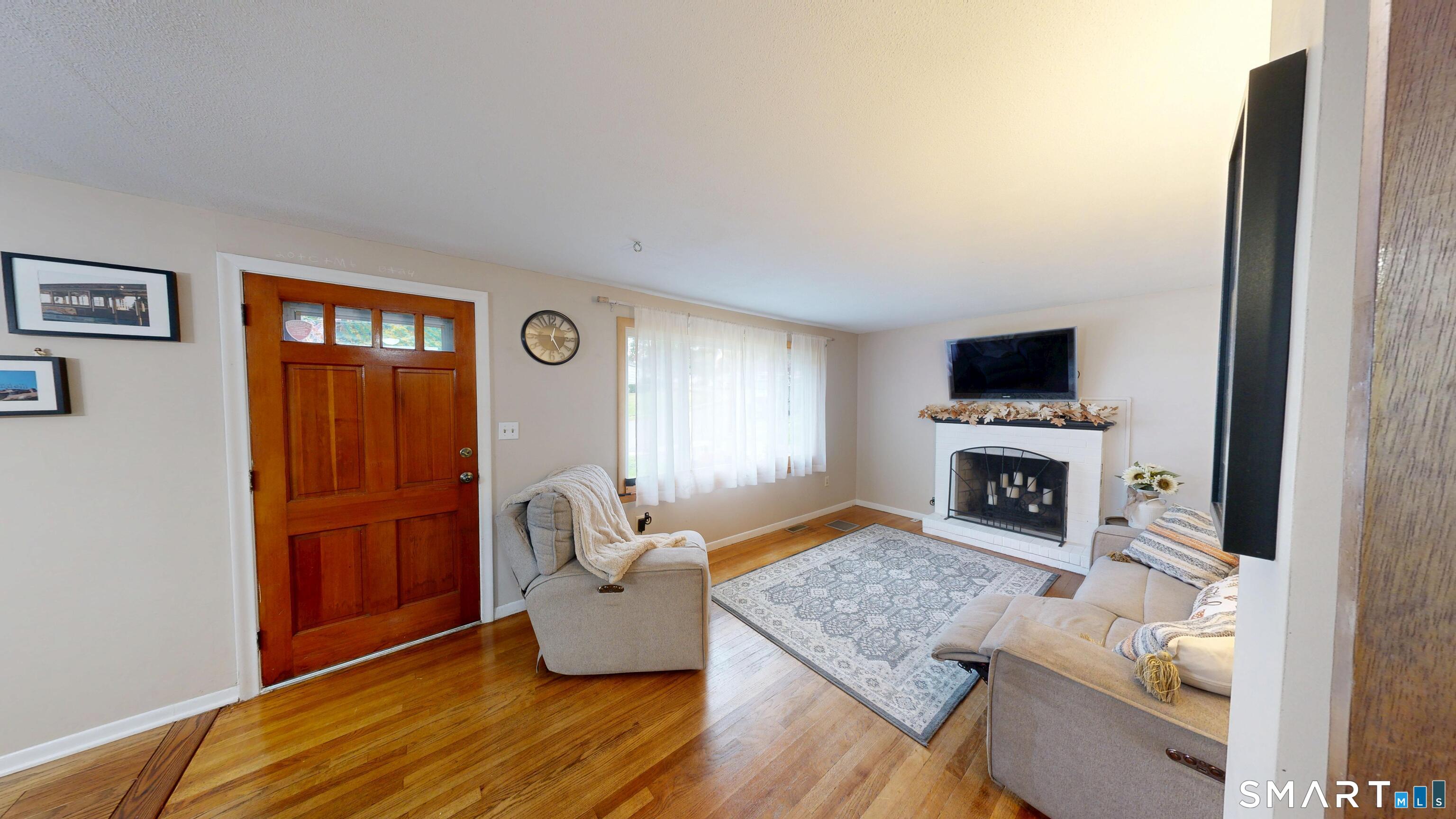 132 Hilltop Road Plainville CT 06062