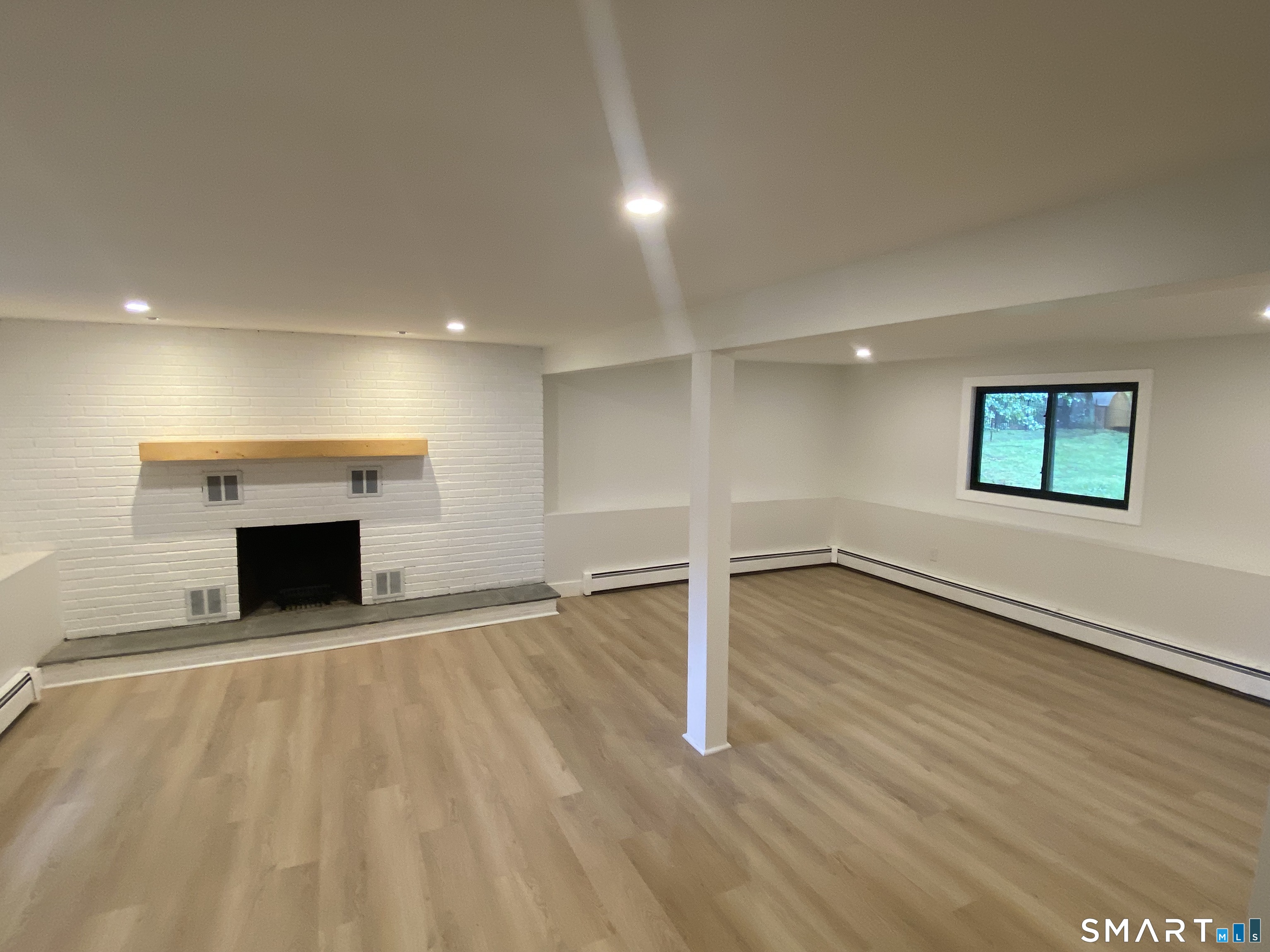 77 School House Road Wallingford CT 06492