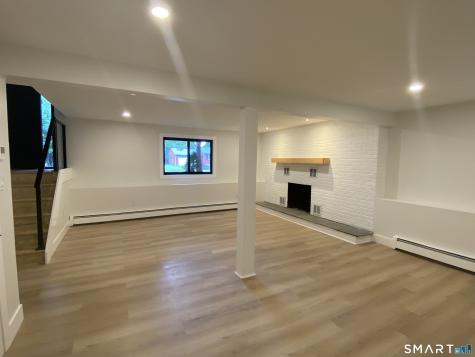 77 School House Road Wallingford CT 06492