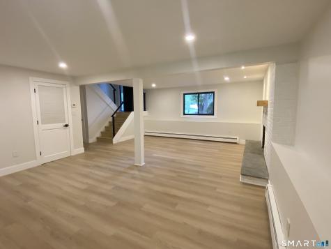77 School House Road Wallingford CT 06492