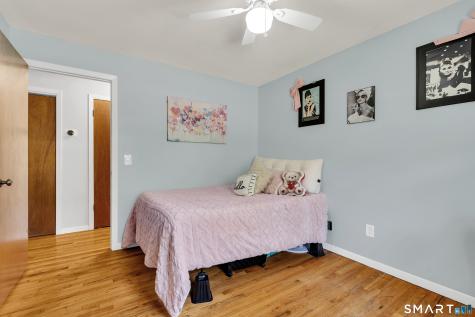 17 Briarwood Lane Branford CT 06405