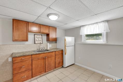 17 Briarwood Lane Branford CT 06405