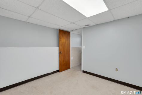 17 Briarwood Lane Branford CT 06405