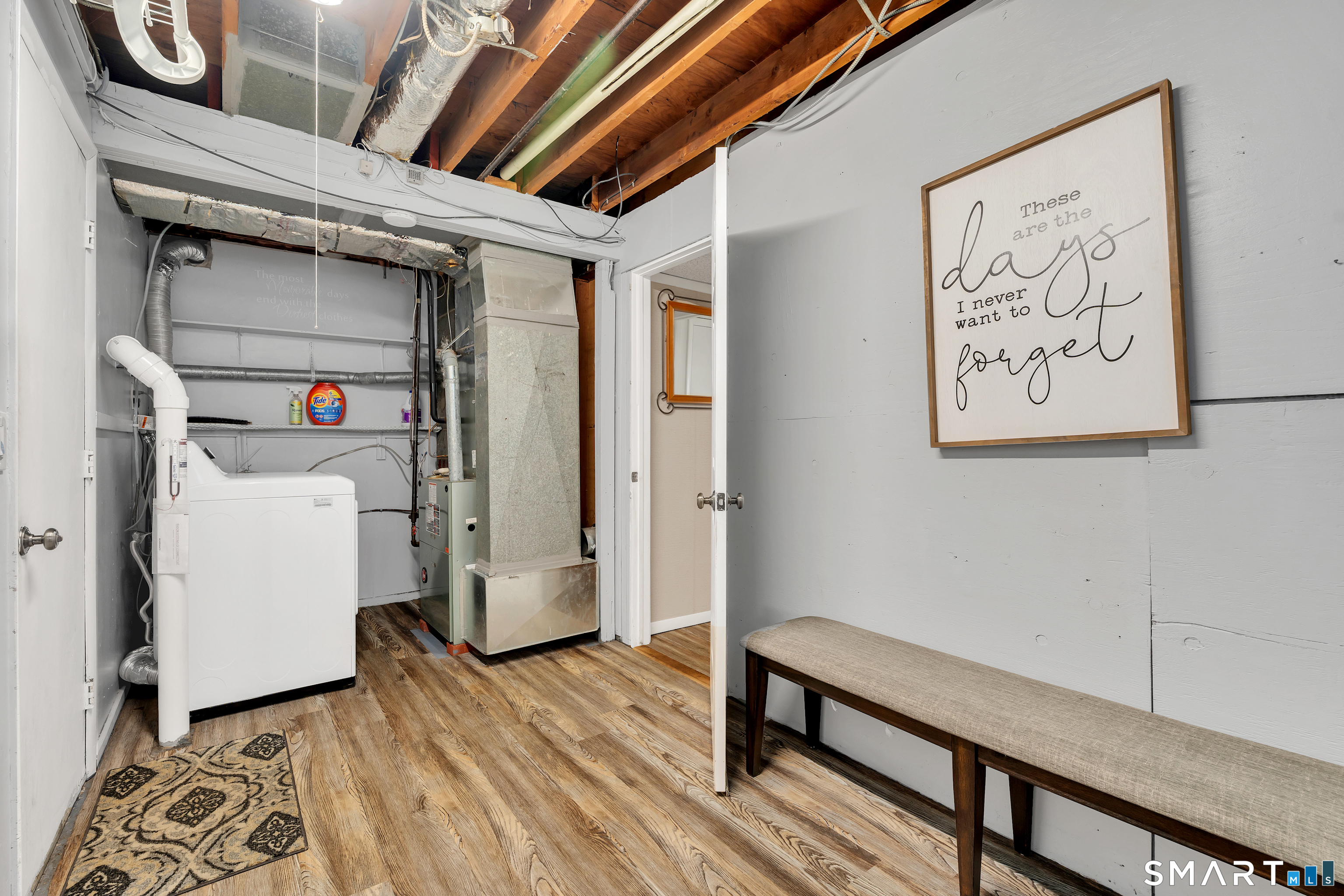 17 Briarwood Lane Branford CT 06405