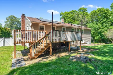 17 Briarwood Lane Branford CT 06405