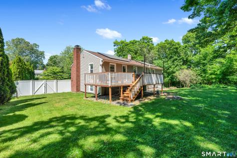 17 Briarwood Lane Branford CT 06405