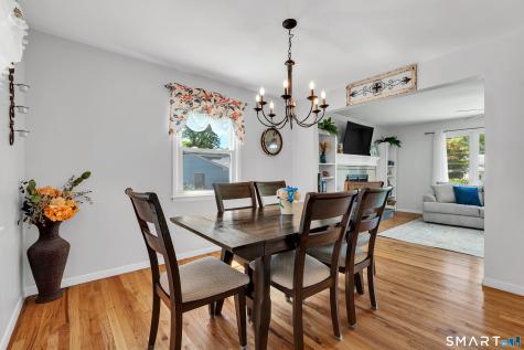 17 Briarwood Lane Branford CT 06405
