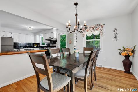 17 Briarwood Lane Branford CT 06405