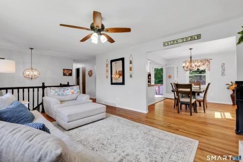 17 Briarwood Lane Branford CT 06405