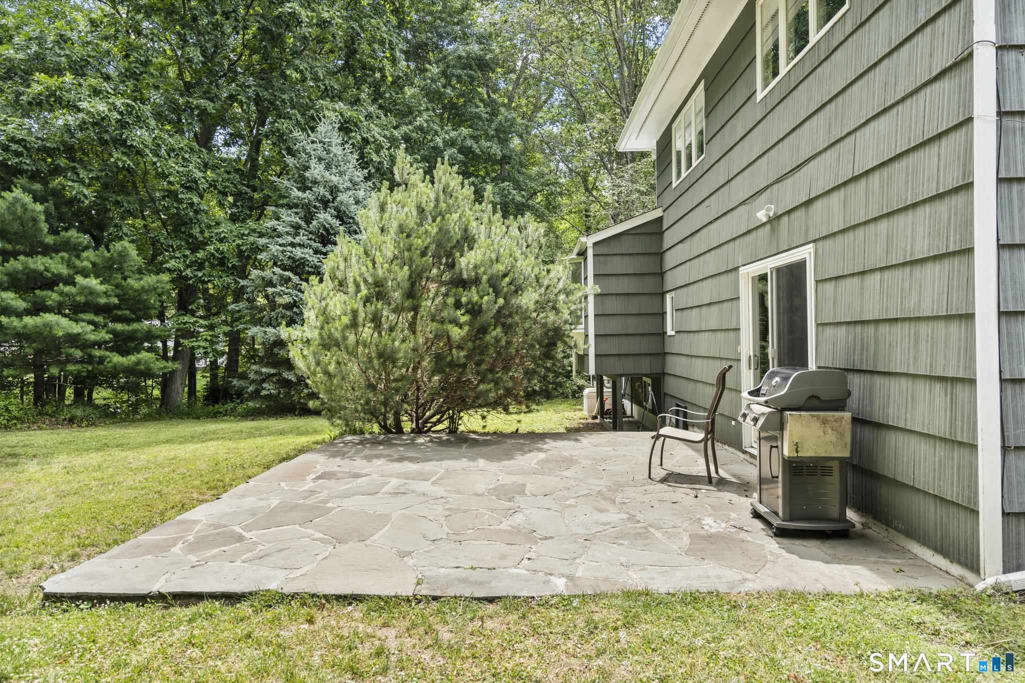 8 Huckleberry South Drive Norwalk CT 06850