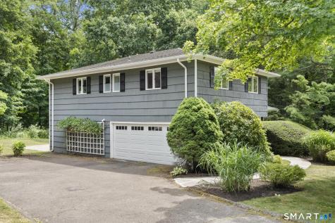 8 Huckleberry South Drive Norwalk CT 06850