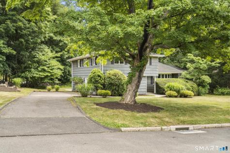 8 Huckleberry South Drive Norwalk CT 06850