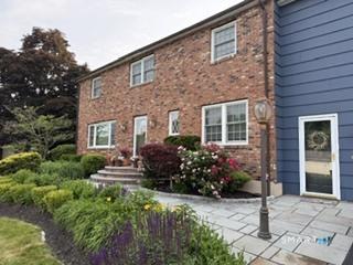 100 Rolling Ridge Road Hamden CT 06518