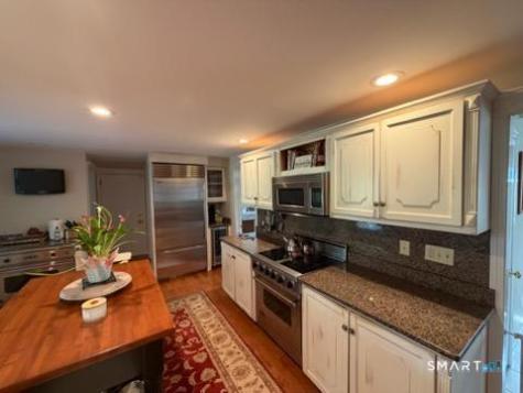 100 Rolling Ridge Road Hamden CT 06518