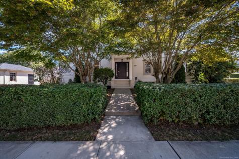 546 Ocean Avenue New London CT 06320
