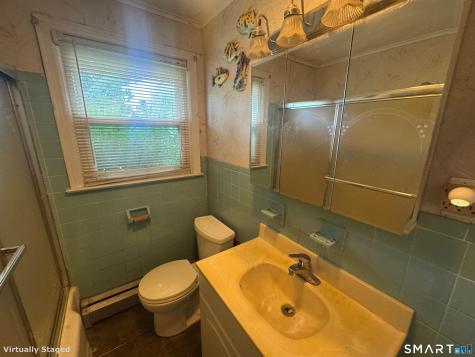 38 Ledyard Avenue Bloomfield CT 06002