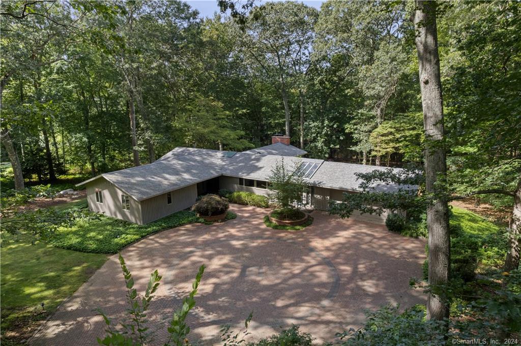 11 Crest Road Old Saybrook CT 06475