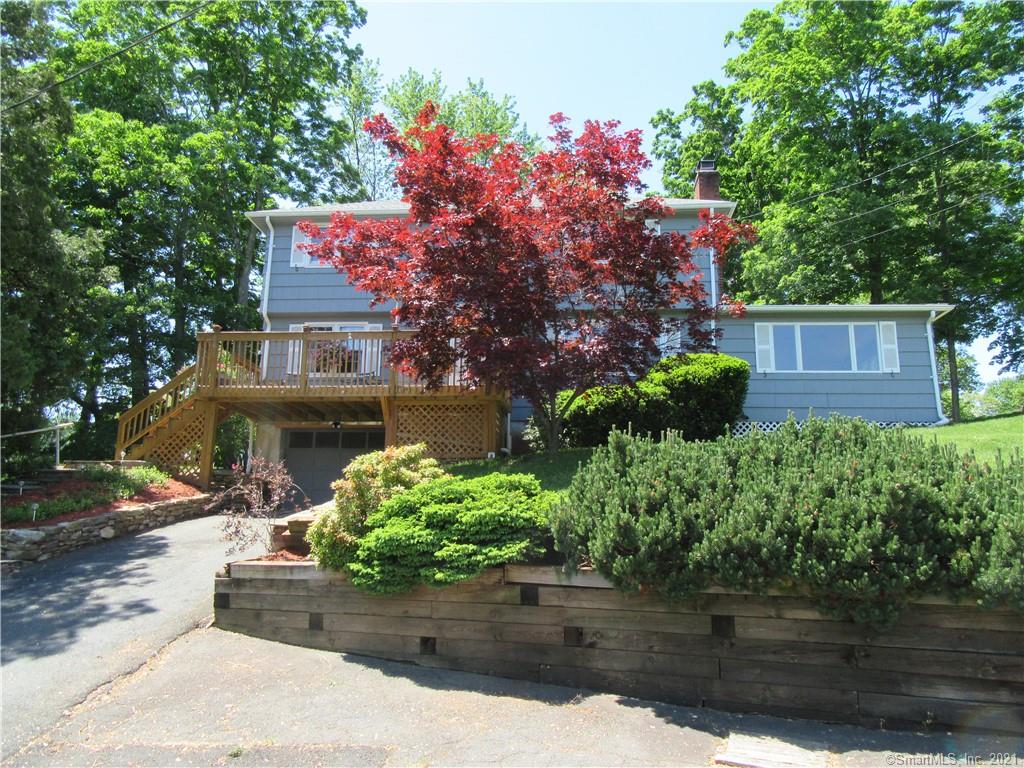 7 Trinity Circle Bloomfield CT 06002