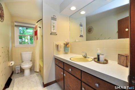 46 Butternut Road Manchester CT 06040