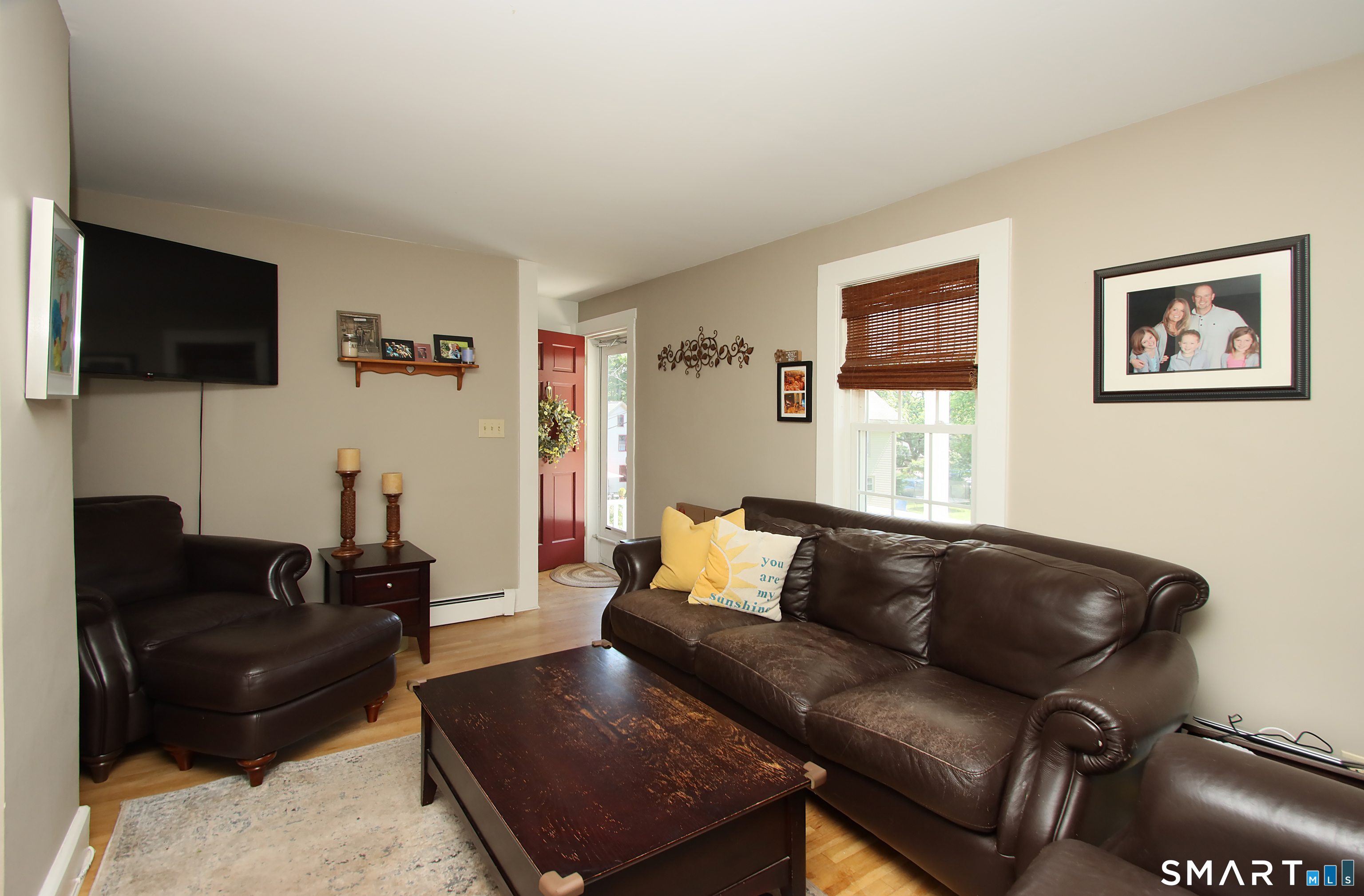 7 Middle Lane Simsbury CT 06070