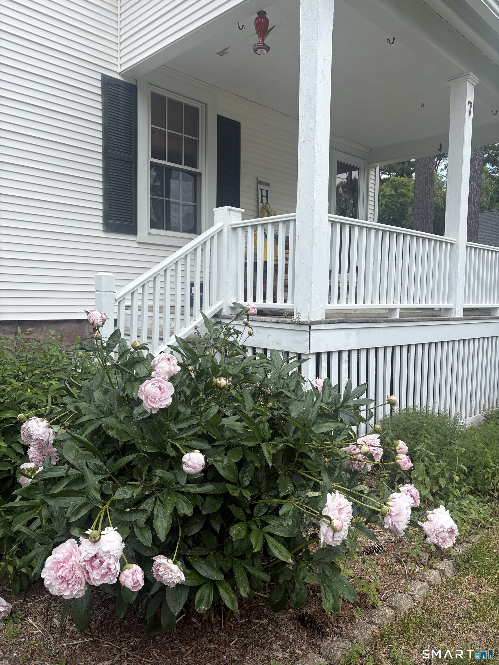 7 Middle Lane Simsbury CT 06070