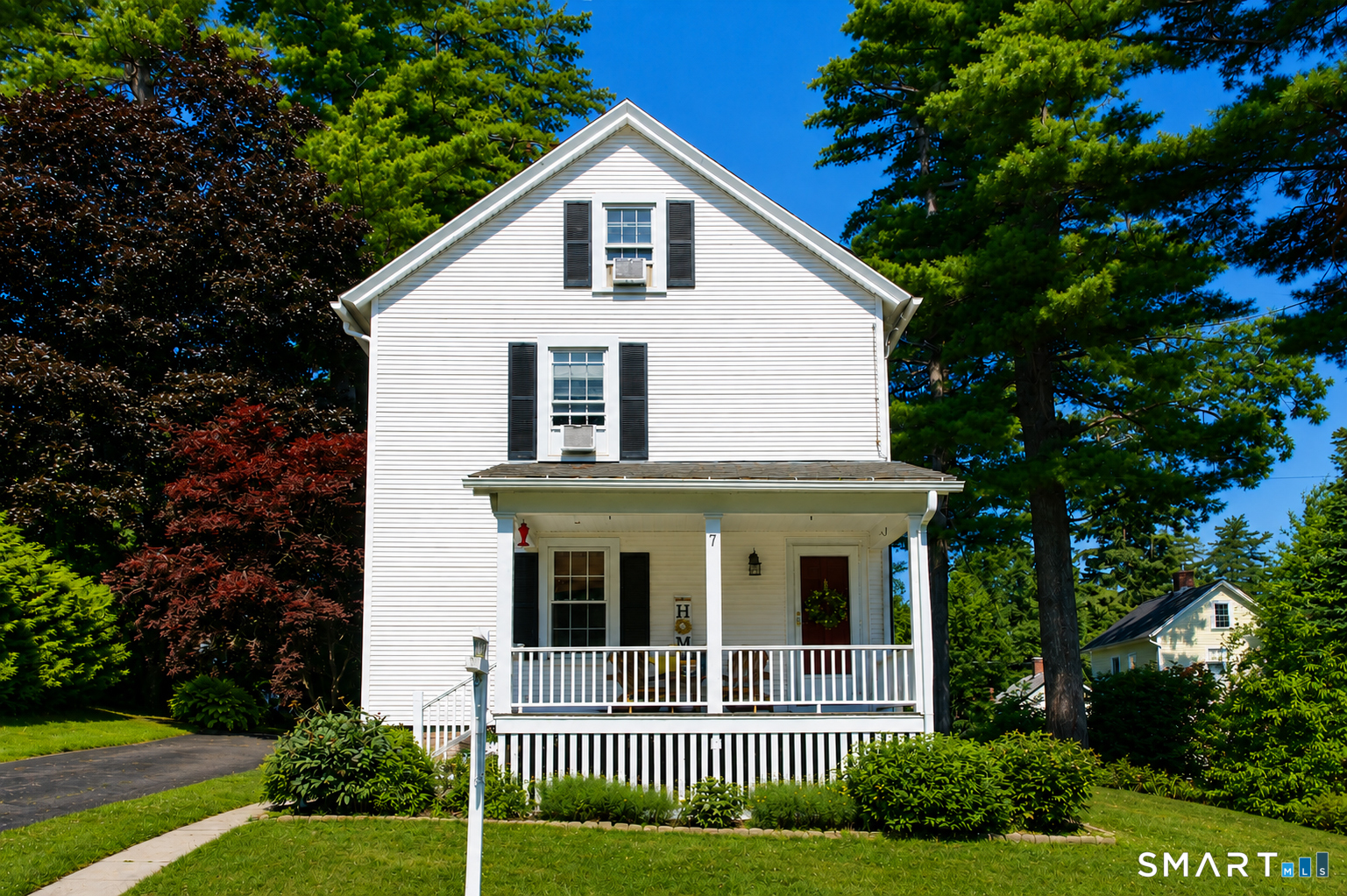 7 Middle Lane Simsbury CT 06070