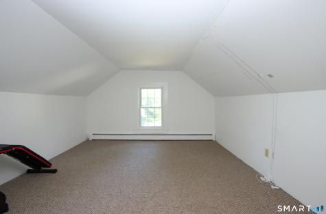 7 Middle Lane Simsbury CT 06070