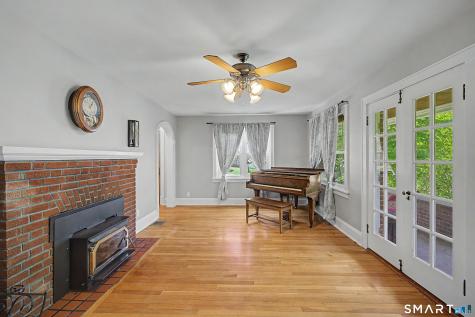 5 Third Street Danbury CT 06810