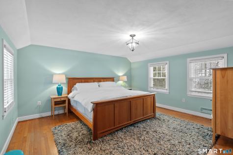 19 Glen Hollow West Hartford CT 06117