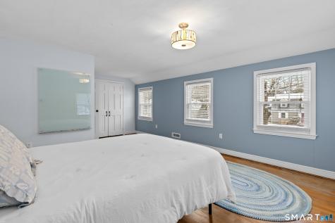 19 Glen Hollow West Hartford CT 06117