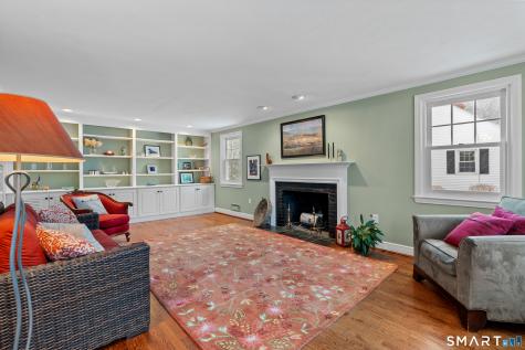 19 Glen Hollow West Hartford CT 06117