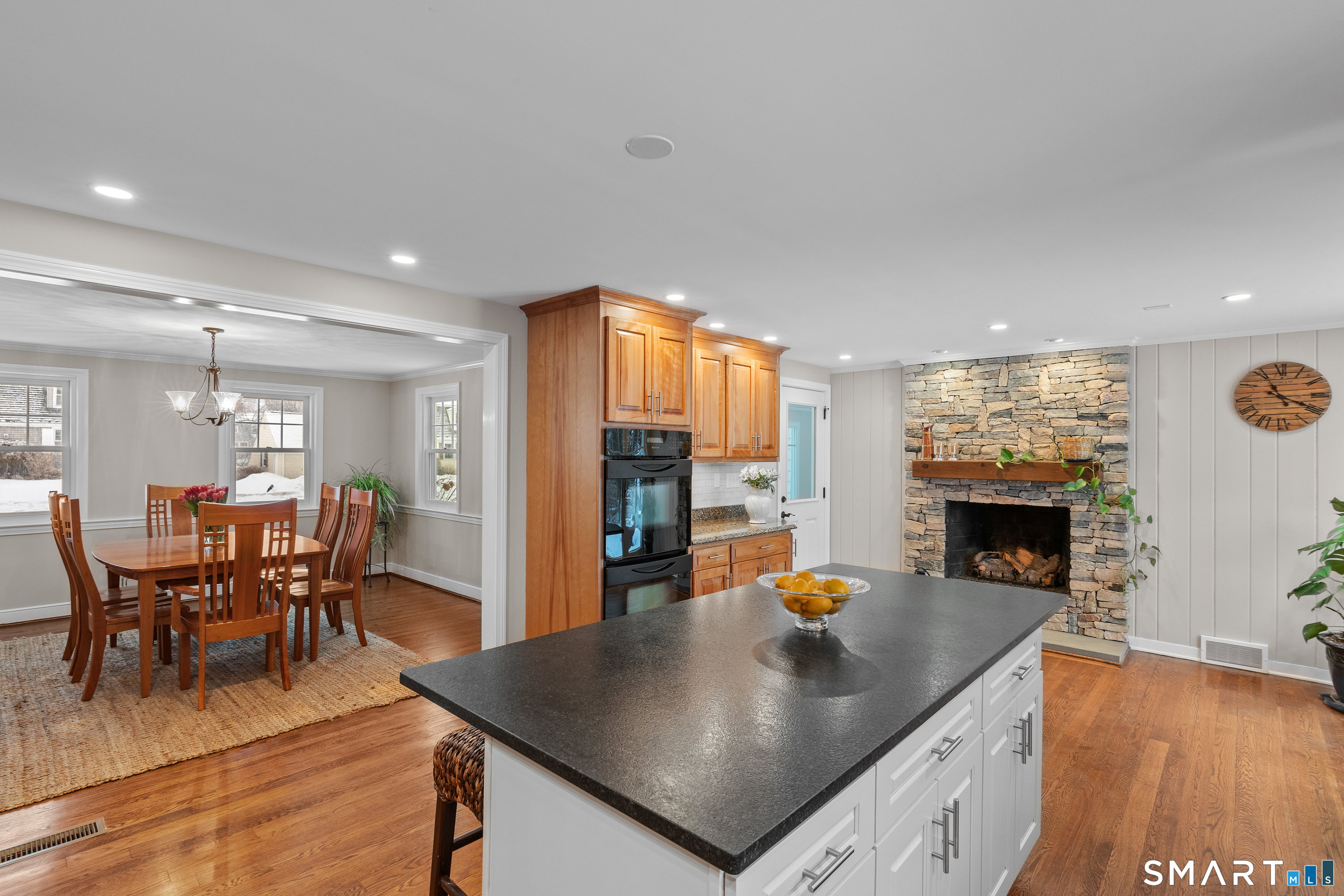 19 Glen Hollow West Hartford CT 06117