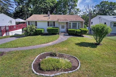 48 Whittier Avenue Waterbury CT 06708