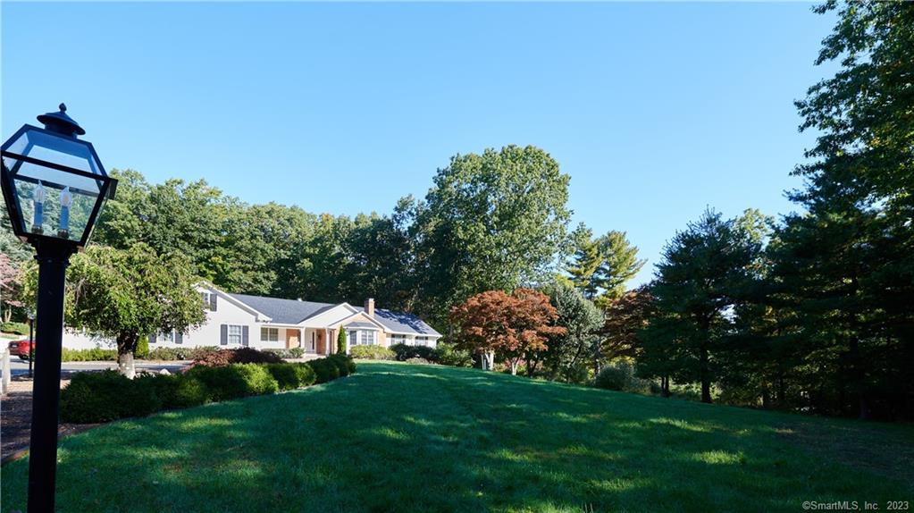 738 Mount Carmel Avenue Hamden CT 06518