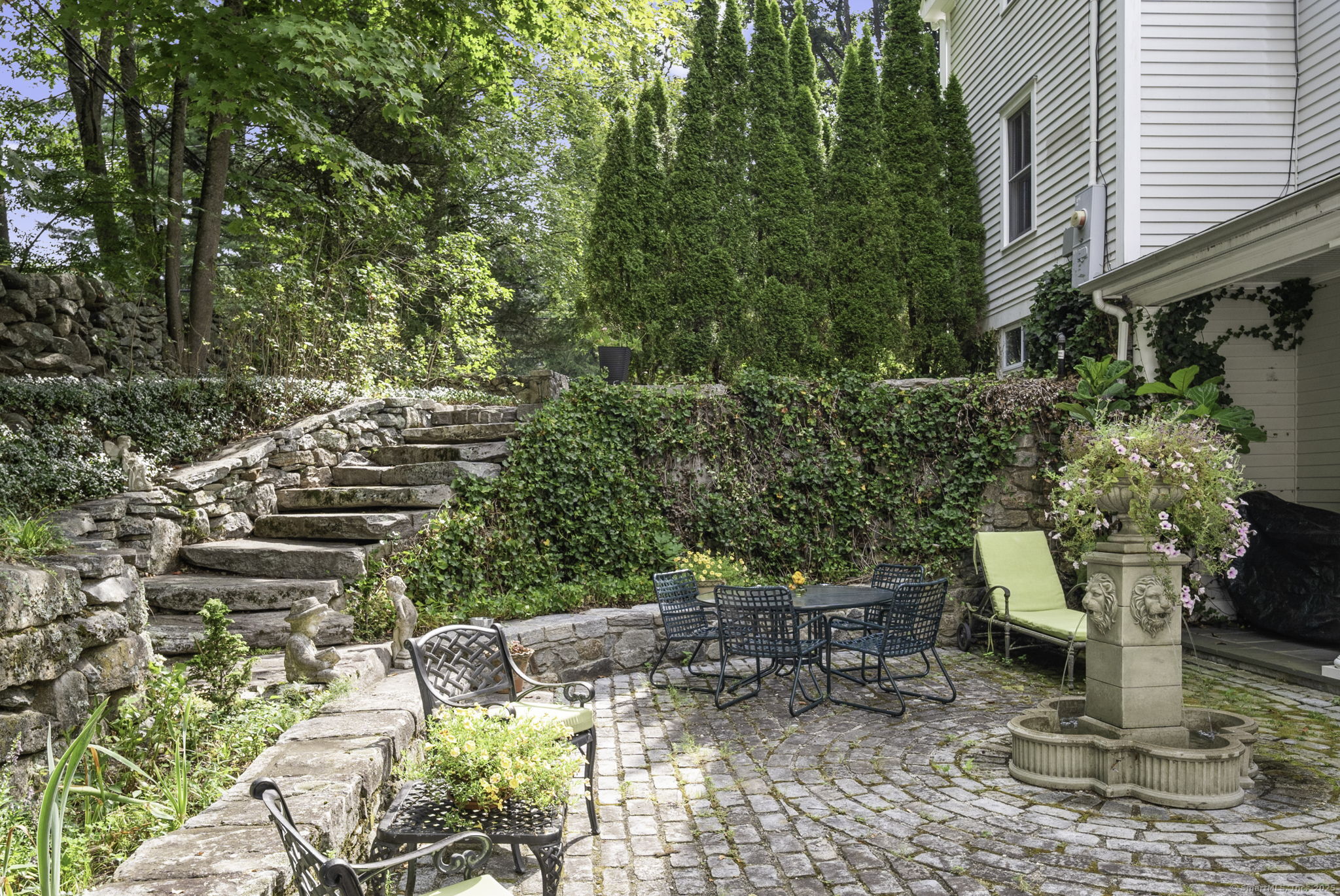 202 Weed Street New Canaan CT 06840
