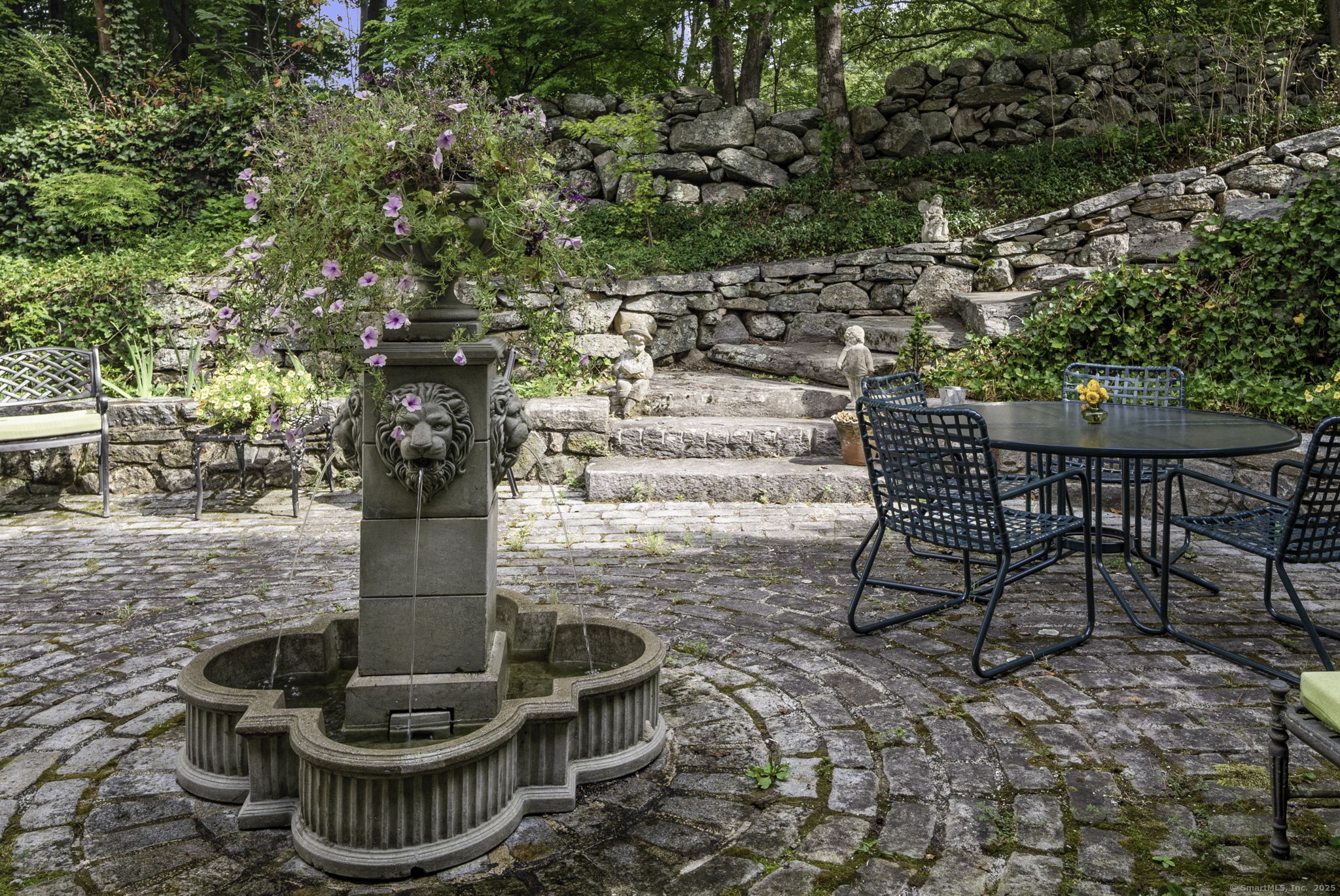 202 Weed Street New Canaan CT 06840