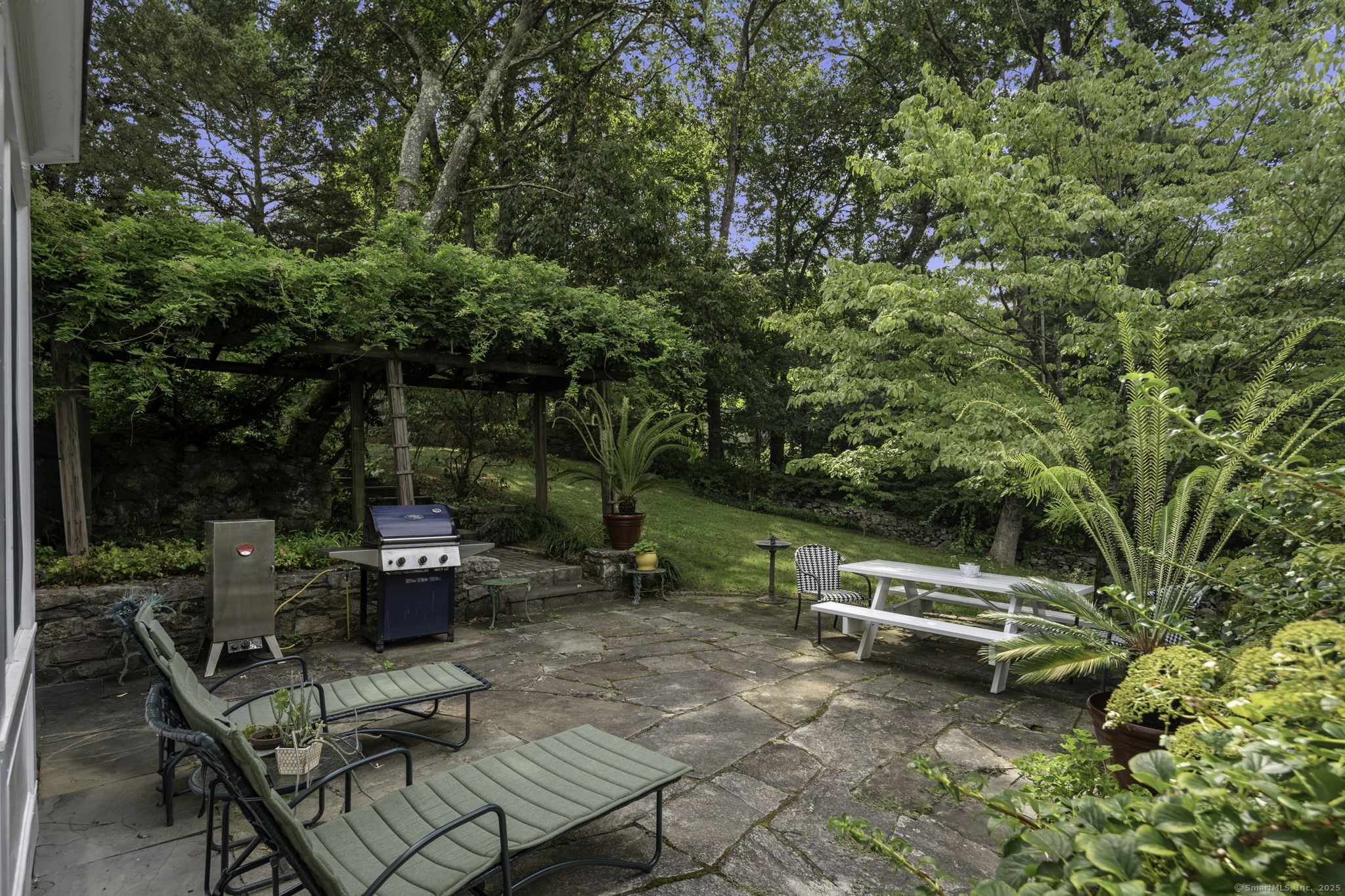 202 Weed Street New Canaan CT 06840