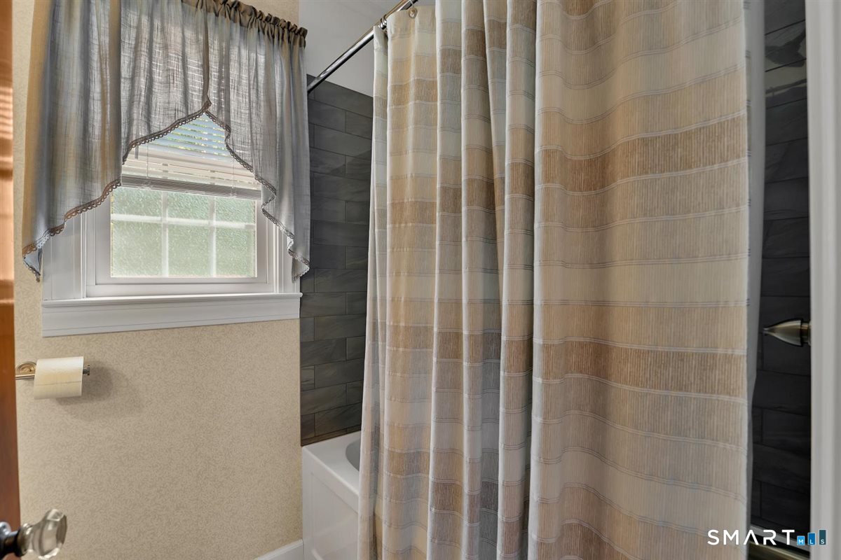 118 Porter Street Manchester CT 06040