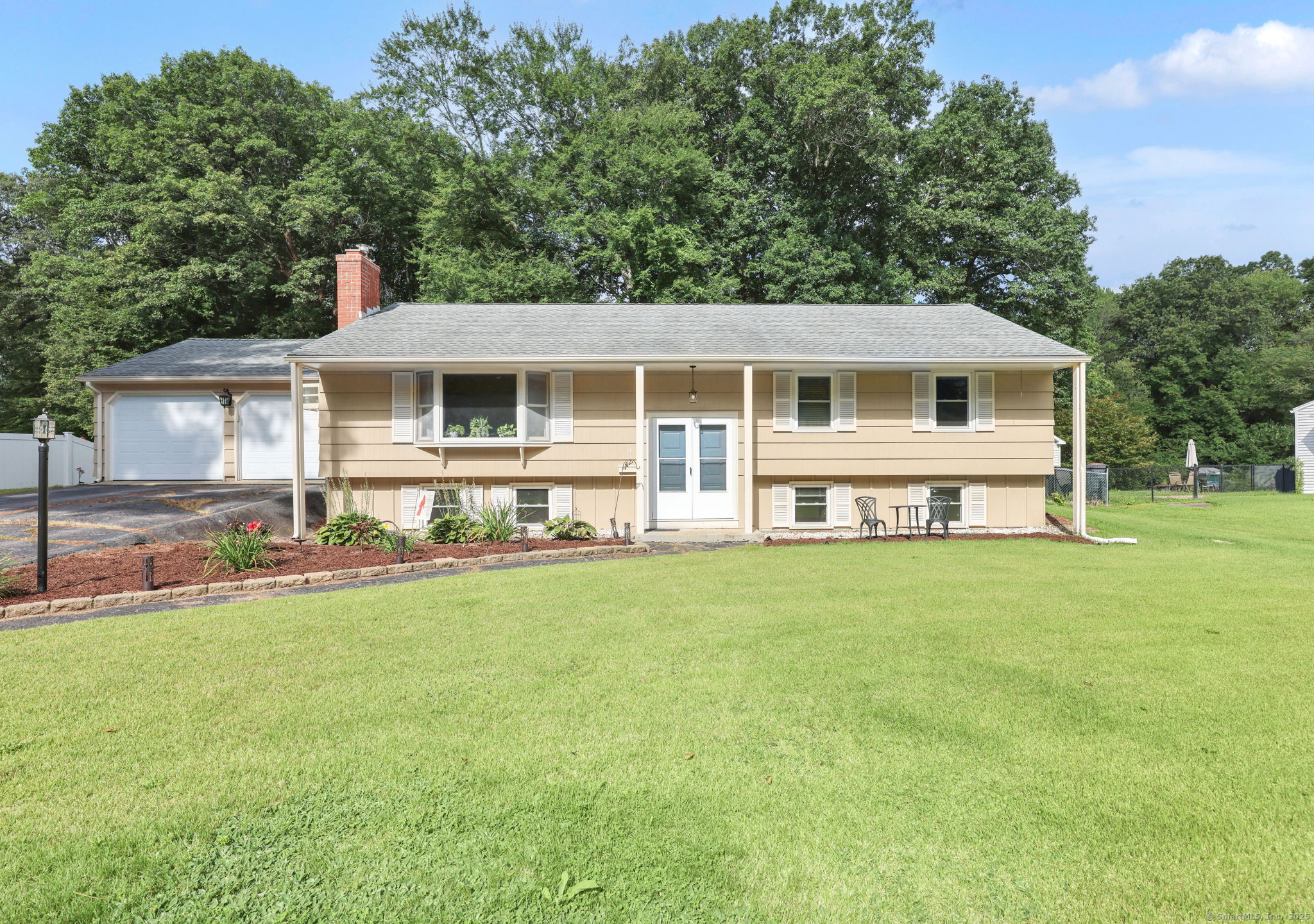14 Ridge Road Enfield CT 06082