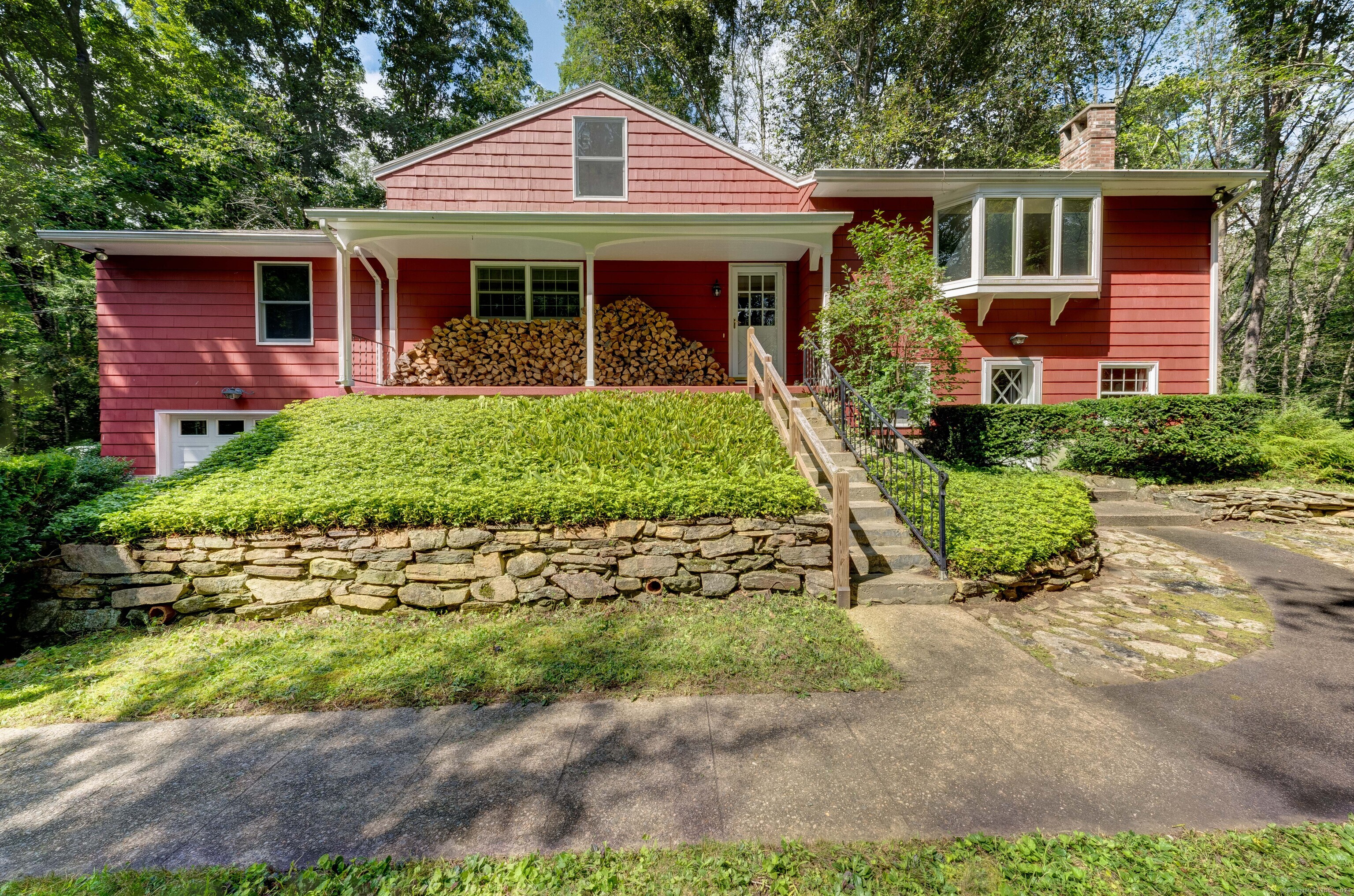17 Woodland Drive Salem CT 06420