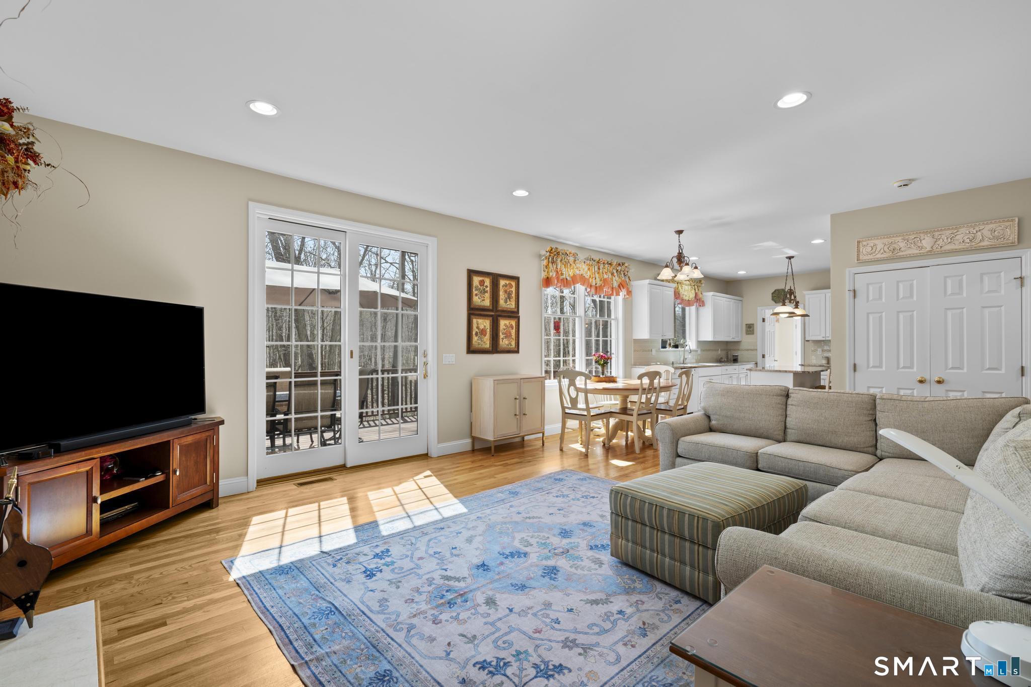 19 Bonny Road Brookfield CT 06804