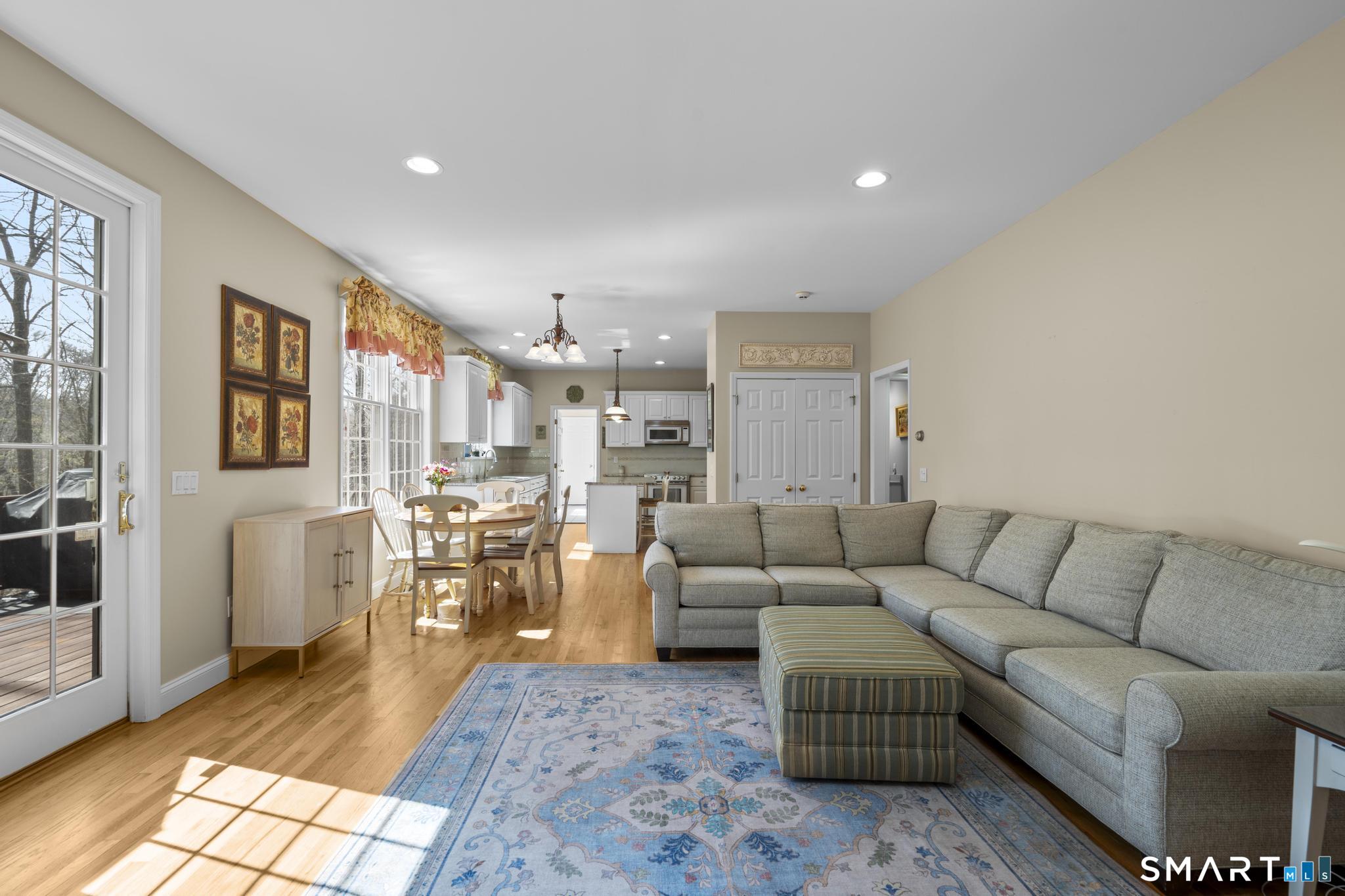 19 Bonny Road Brookfield CT 06804
