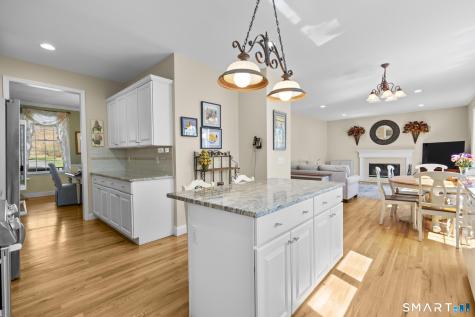 19 Bonny Road Brookfield CT 06804