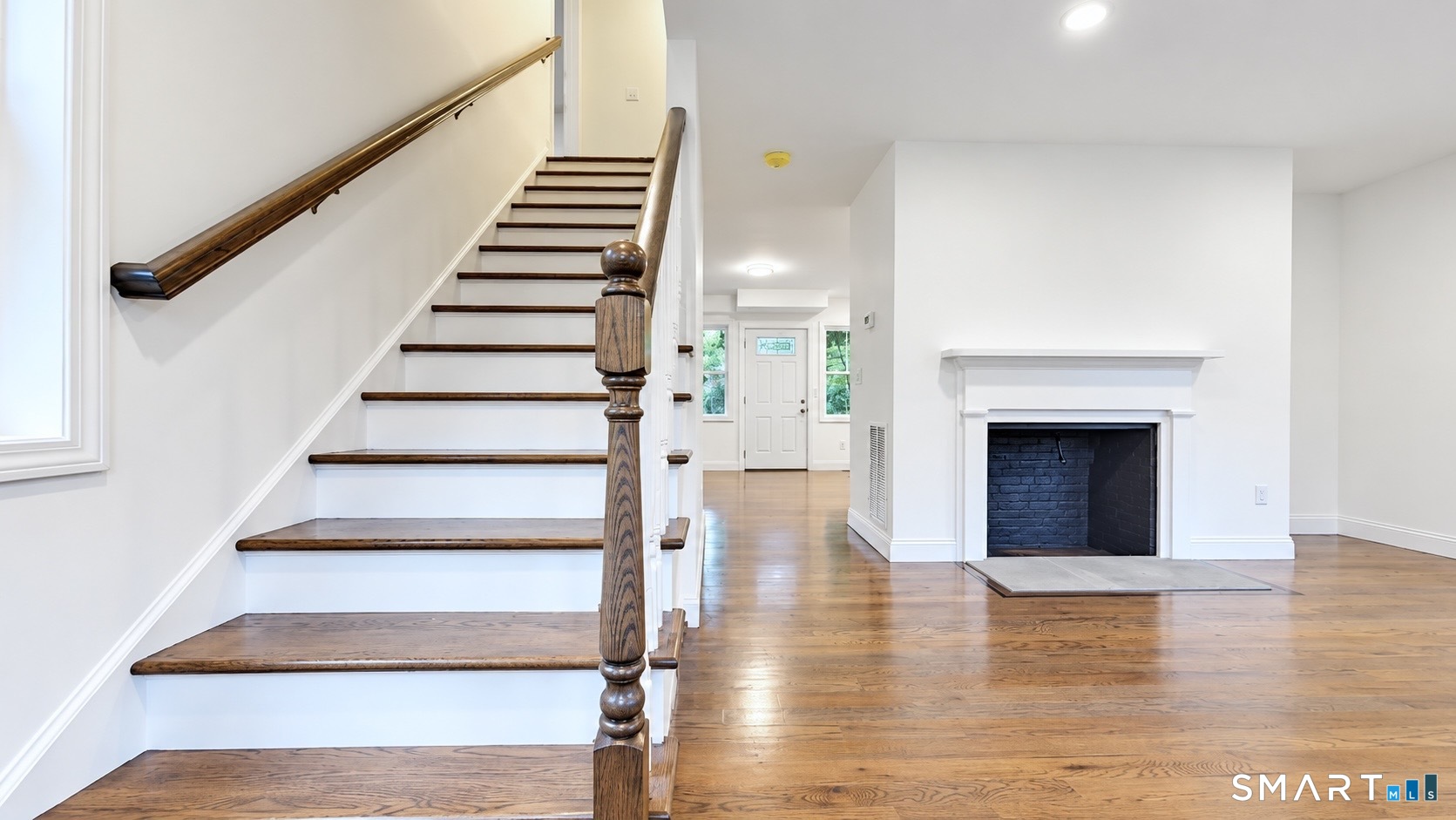 467 Quaker Farms Road Oxford CT 06478